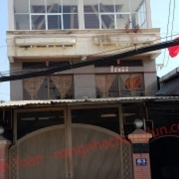 Chống lún, nâng nhà lên cao 2 mét tại Tp Hồ Chí Minh