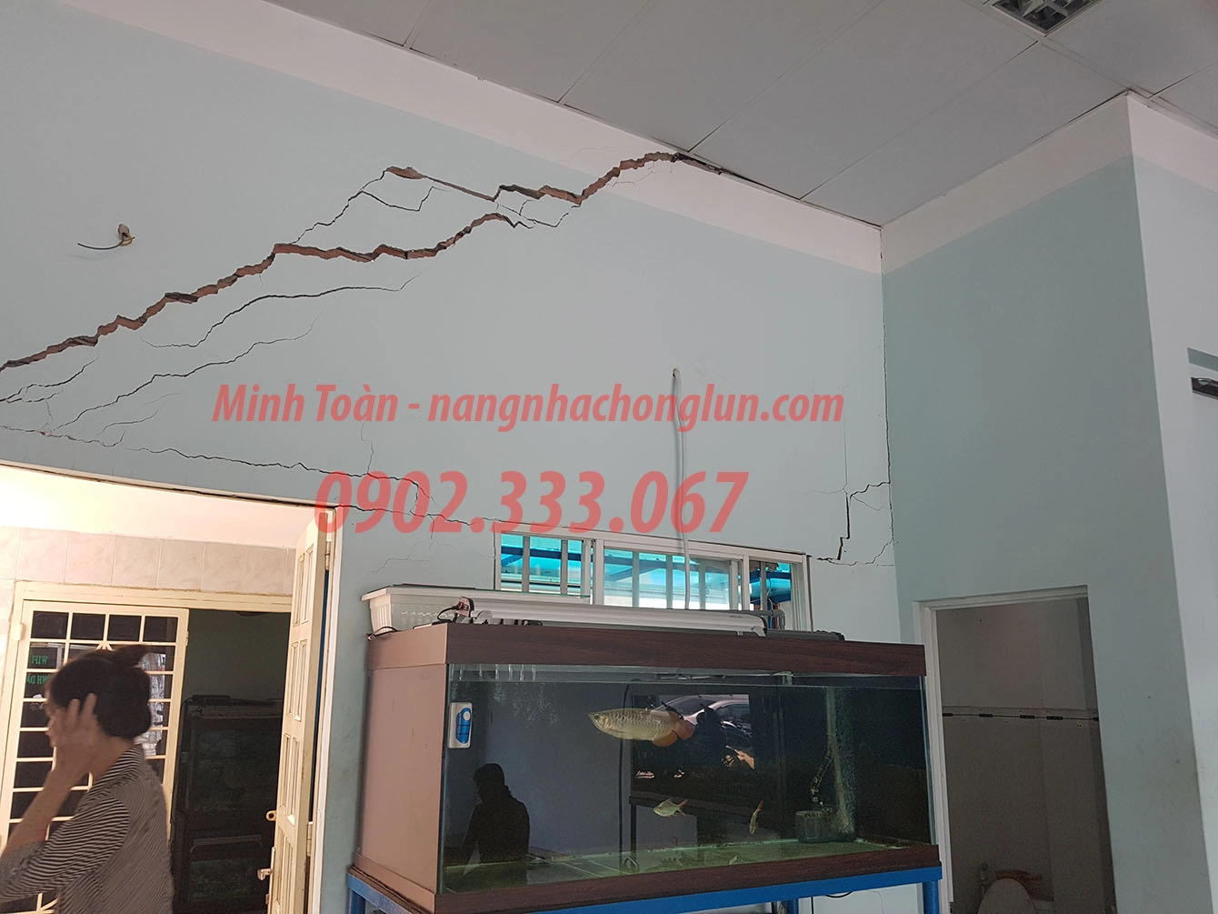 Hình ảnh xử lý nhà bị lún nghiêng trở lại bình thường như mới xây dựng